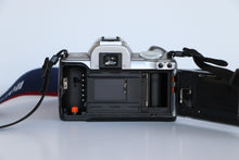 Load image into Gallery viewer, Canon eos Ti