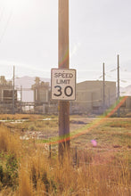 Load image into Gallery viewer, Canon Rebel 2000