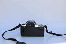 Load image into Gallery viewer, Canon Rebel 2000