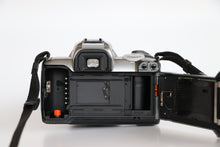 Load image into Gallery viewer, Canon Rebel T2