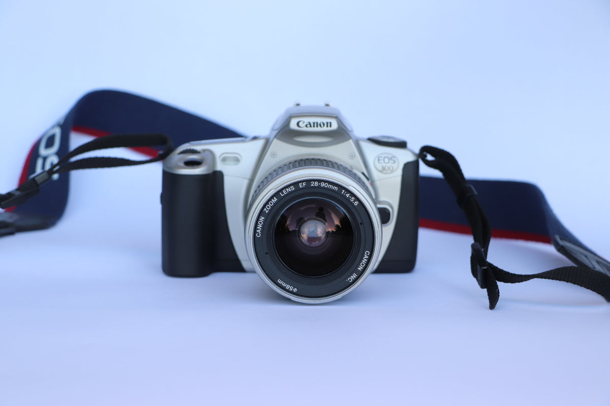 Canon EOS 300 – marshmilo